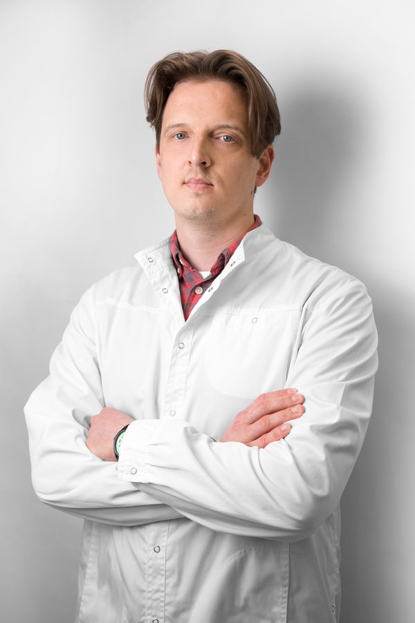 Кошкин Артем Вадимович — Врач-офтальмолог, катарактальный и рефракционный хирург